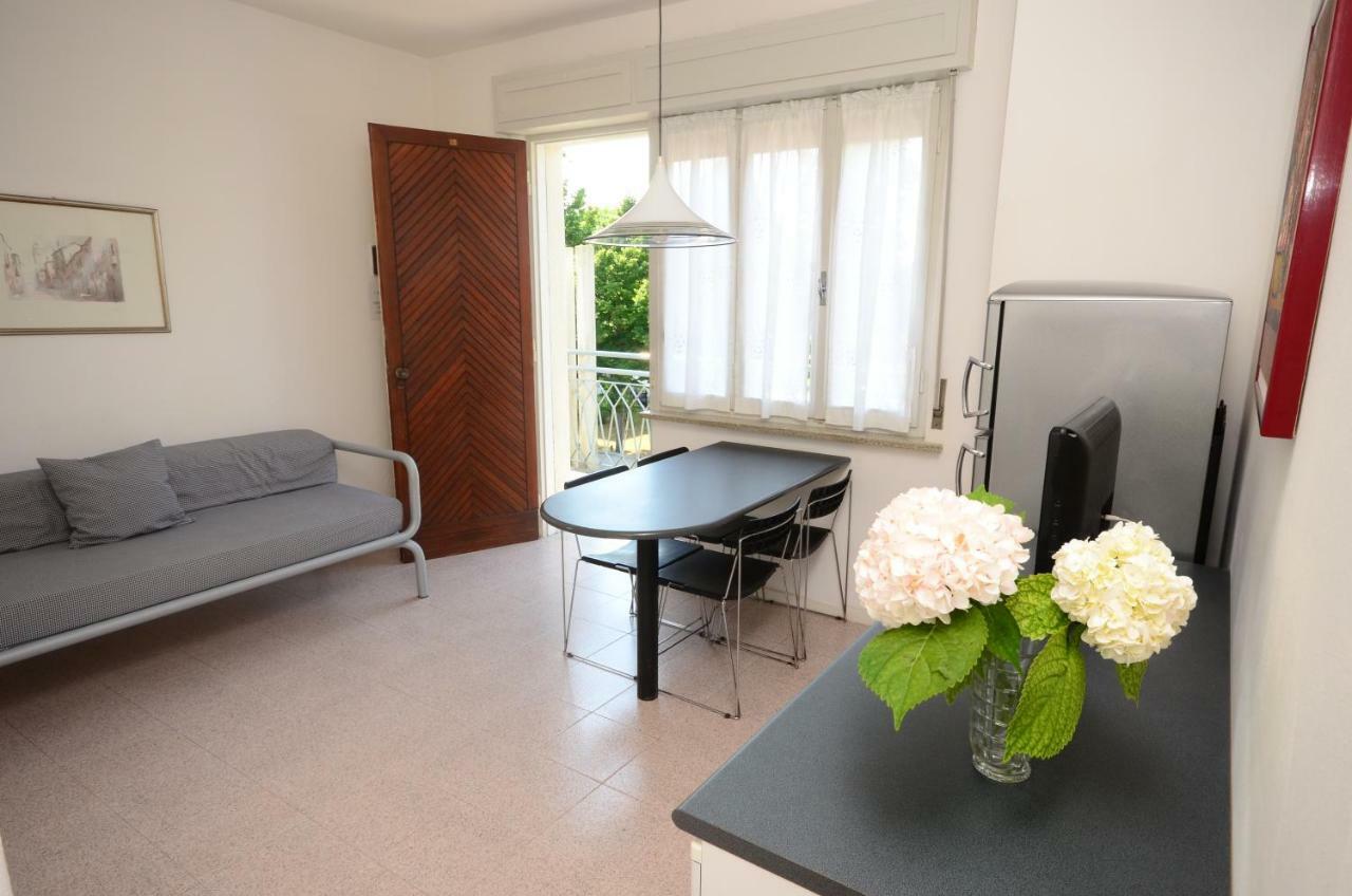 Villa Terry Lignano Sabbiadoro Exteriör bild